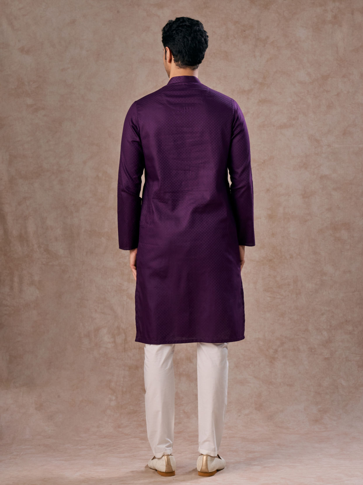 Manyavar Men Purple Splendor Cotton Kurta Pajama