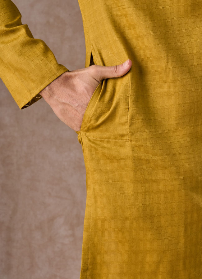 Manyavar Men Emerald Elegance Kurta Pajama