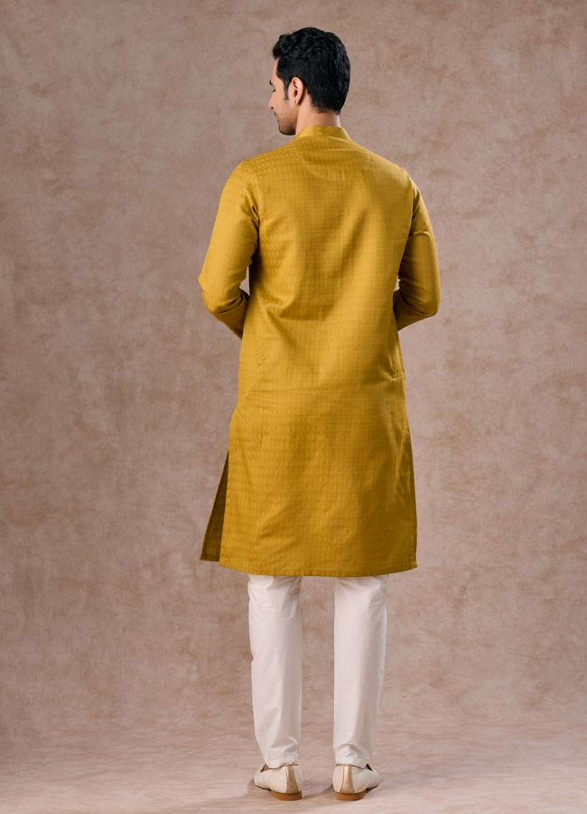 Manyavar Men Emerald Elegance Kurta Pajama