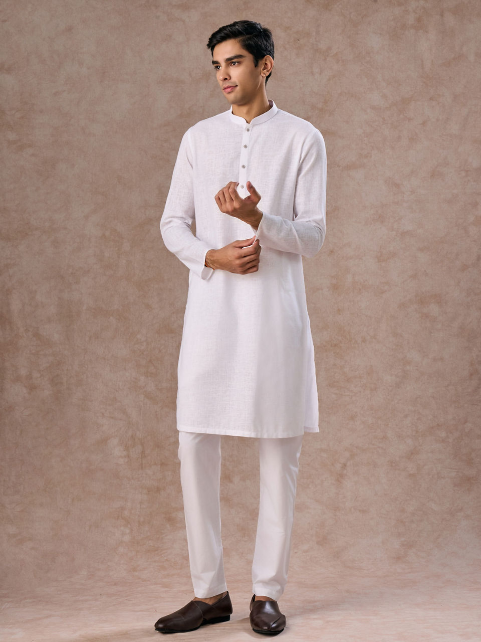 Manyavar Men Elegant White Kurta Pajama