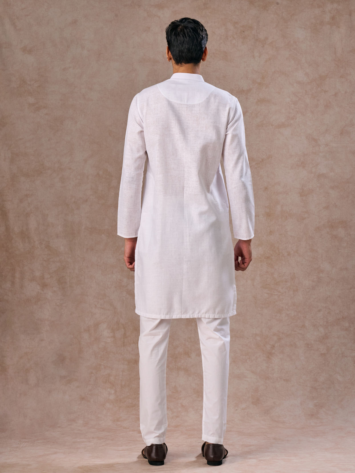 Manyavar Men Elegant White Kurta Pajama
