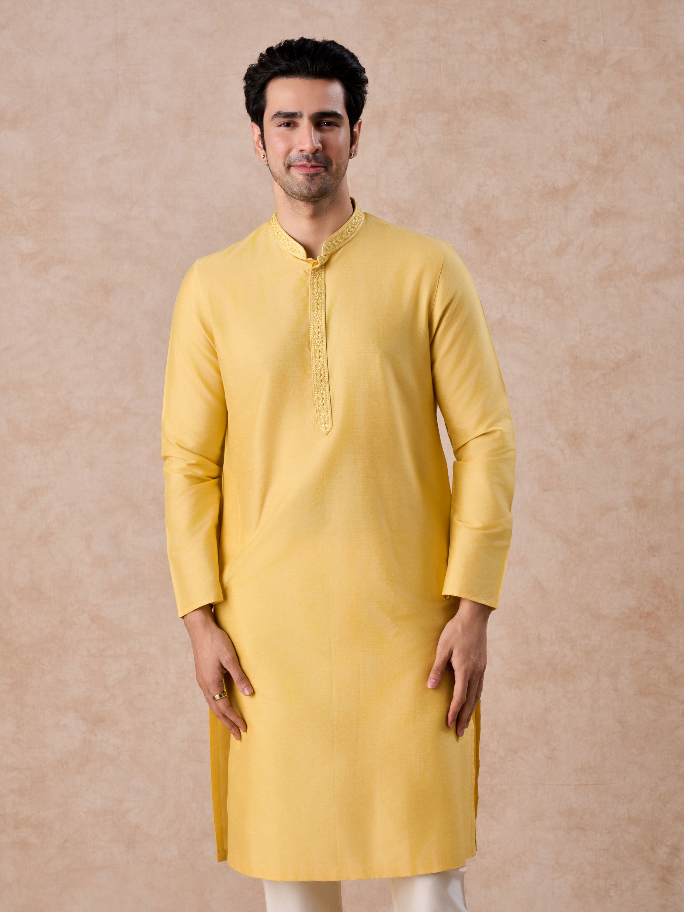 Manyavar Men Sunny Delight Kurta Pajama
