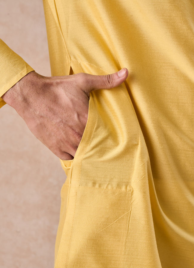 Manyavar Men Sunny Delight Kurta Pajama