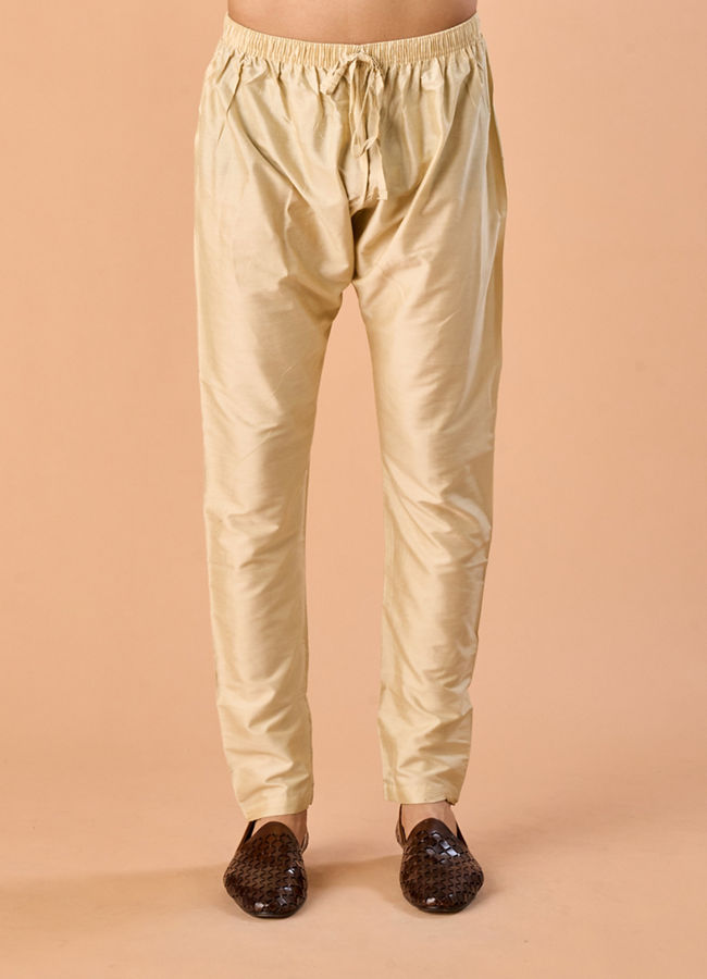 Manyavar Men Elegant Teal Blue Kurta Pajama