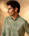 Manyavar Men Green Blended Cotton Kurta Pajama