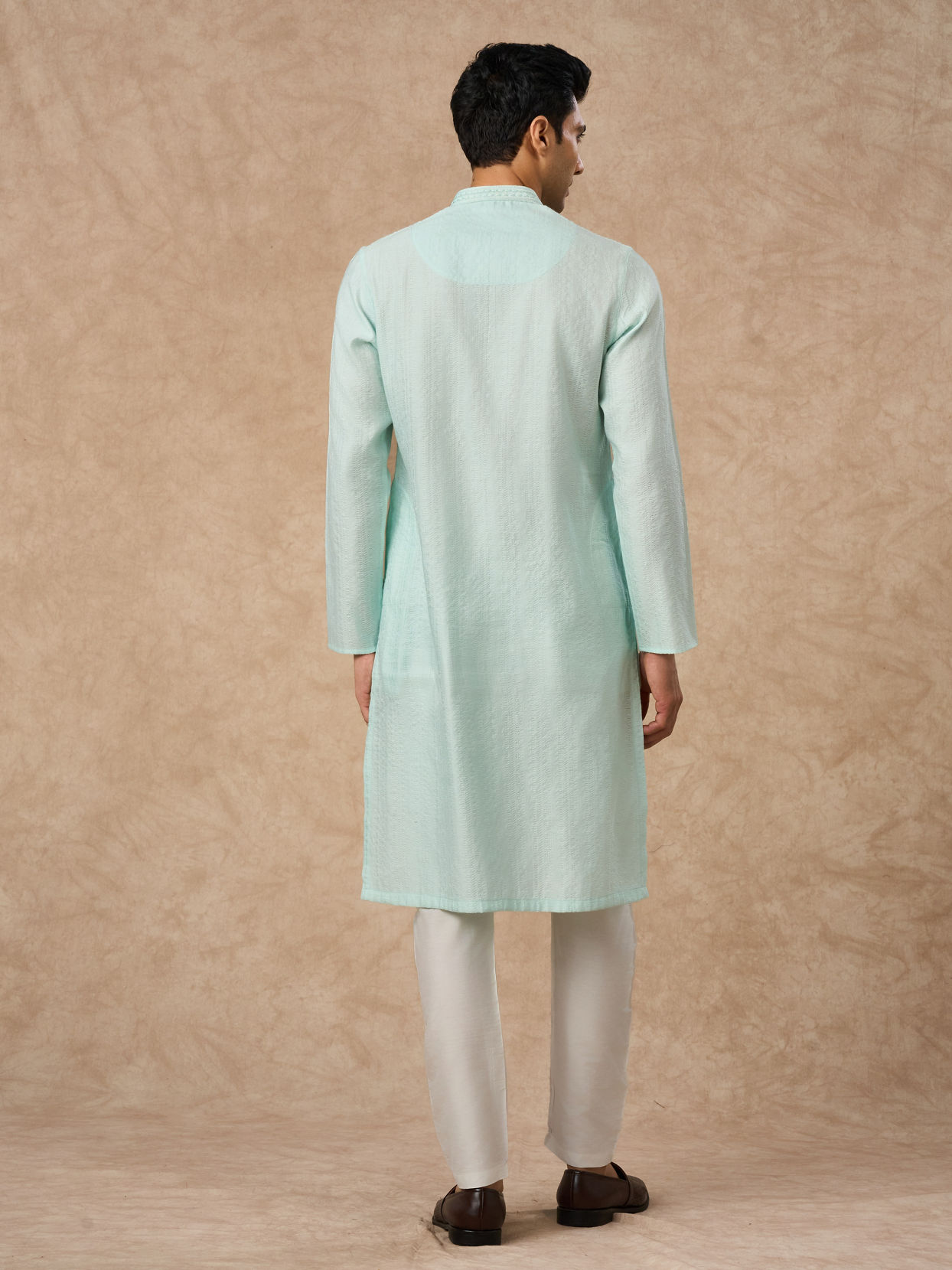 Manyavar Men Aqua Green Blended Viscose Kurta Pajama
