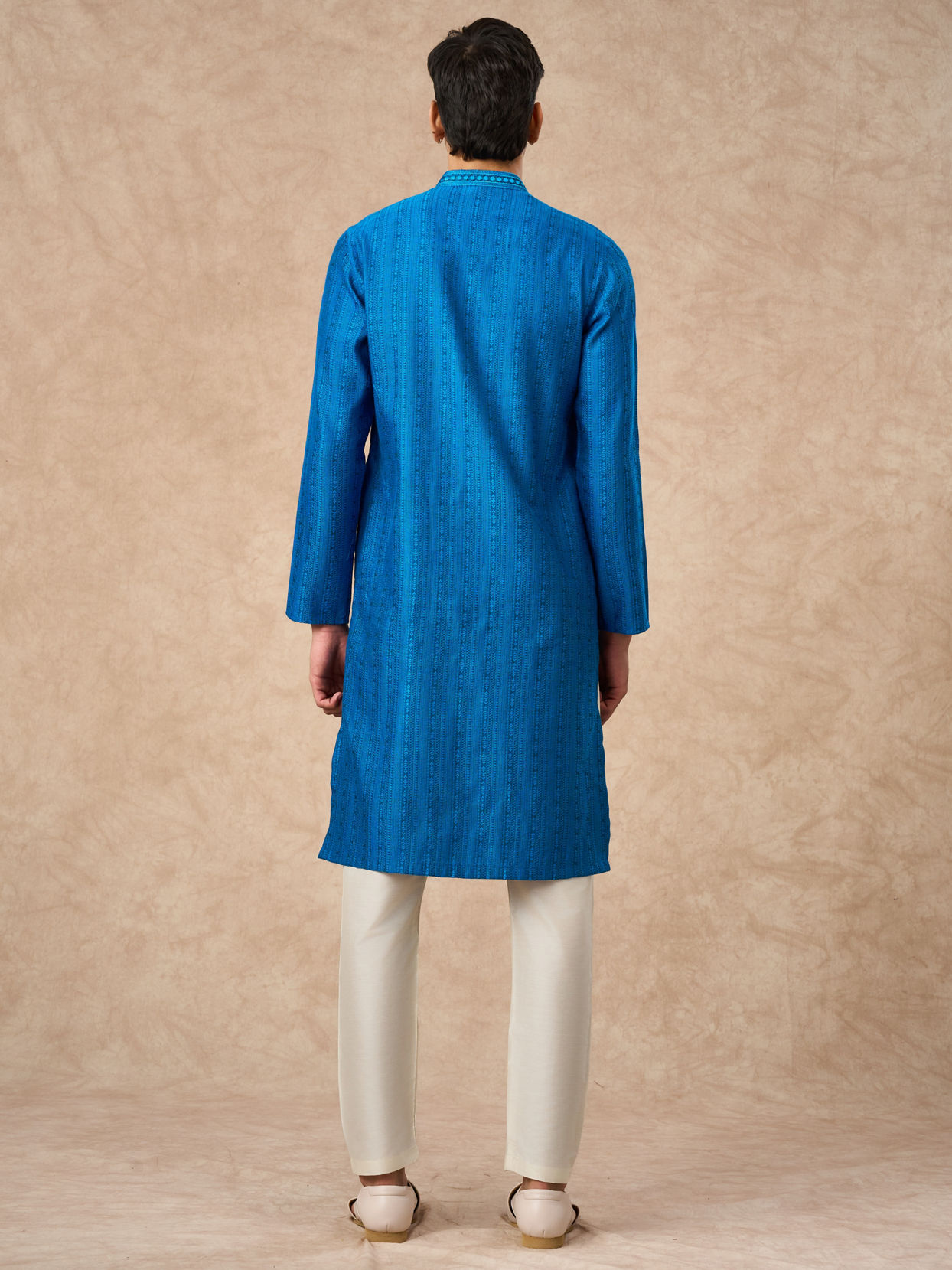 Manyavar Men Mid Blue Blended Viscose Kurta Pajama