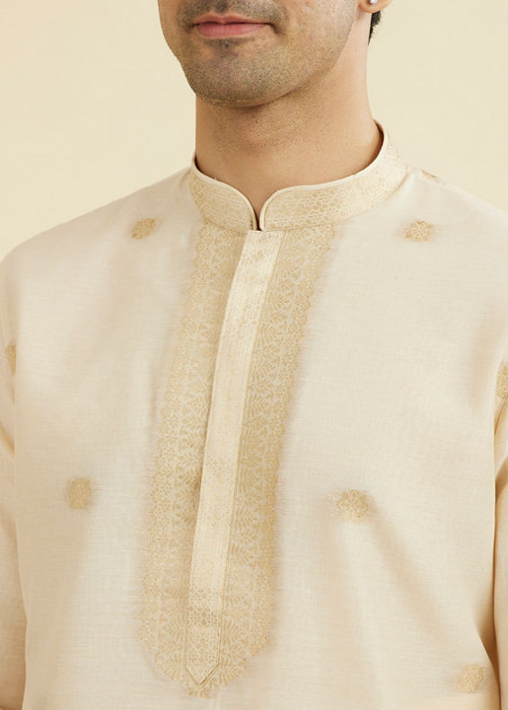 Manyavar Men Peach Elegance Kurta Pajama