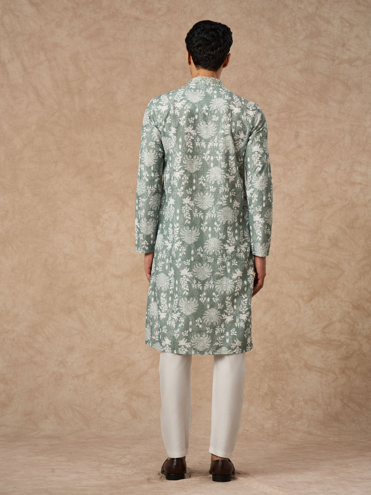 Manyavar Men Light Mid Green Blended Cotton Printed Kurta Pajama