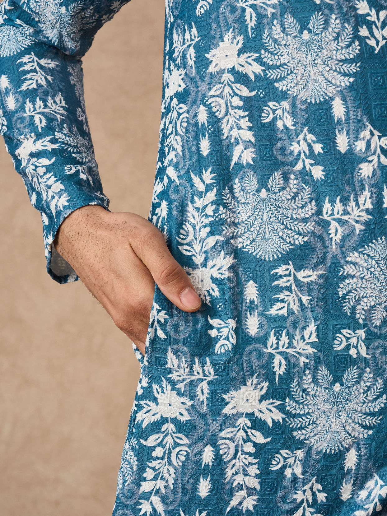 Manyavar Men Greyish Blue Blended Cotton Kurta Pajama with Printed