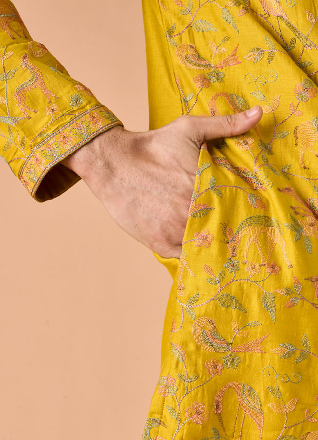 Manyavar Men Mehndi Green Grandeur Kurta Pajama