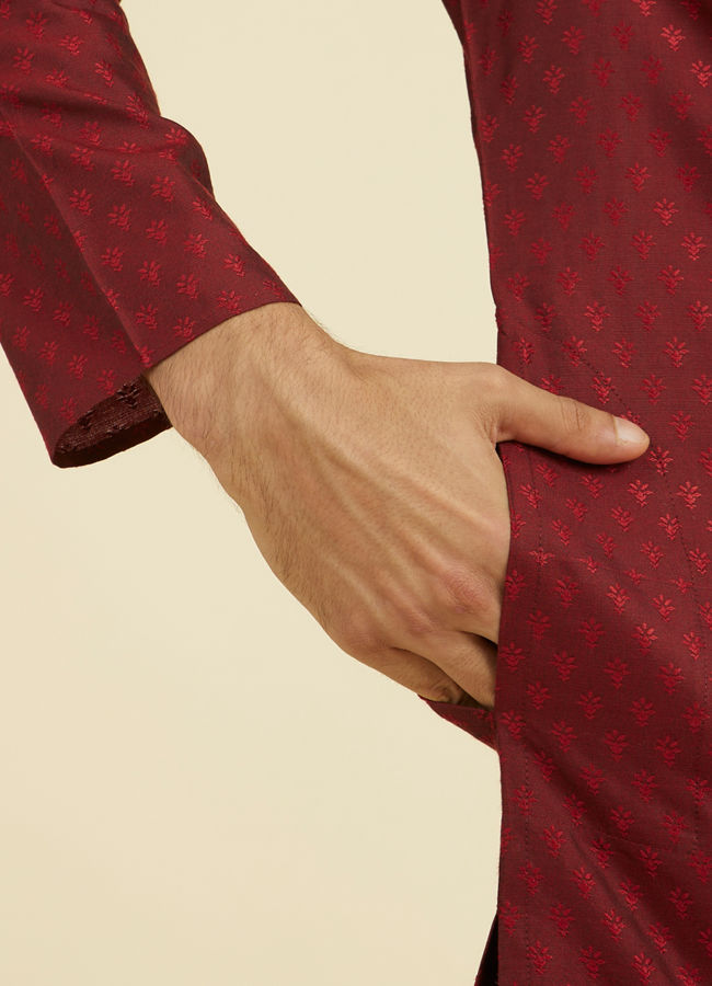 Manyavar Men Maroon Splendor Kurta Set
