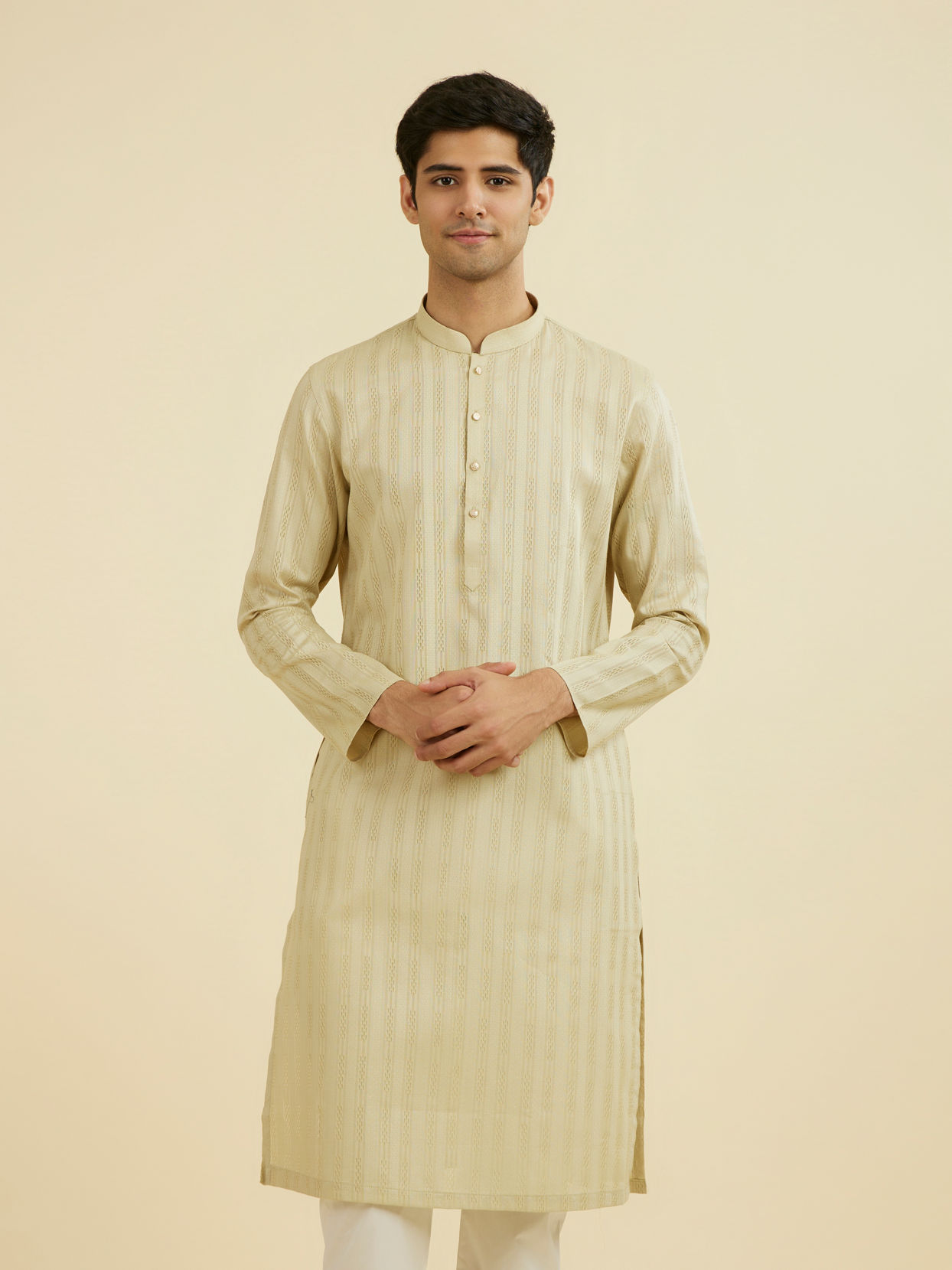 Manyavar Men Pista Green Kurta Pajama Set
