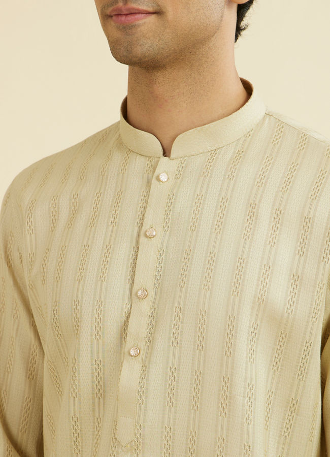 Manyavar Men Pista Green Kurta Pajama Set