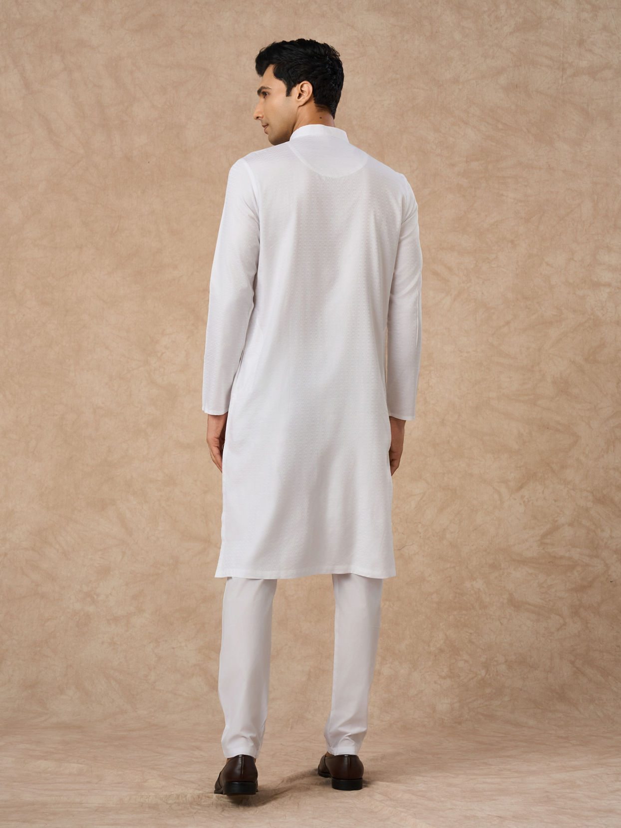 Manyavar Men White Cotton Kurta Pajama