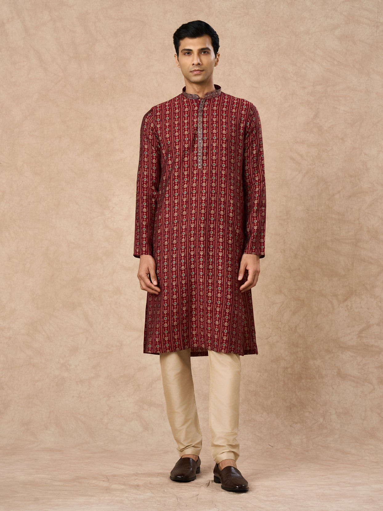 Manyavar Men Maroon Blended Viscose Kurta Pajama with Print