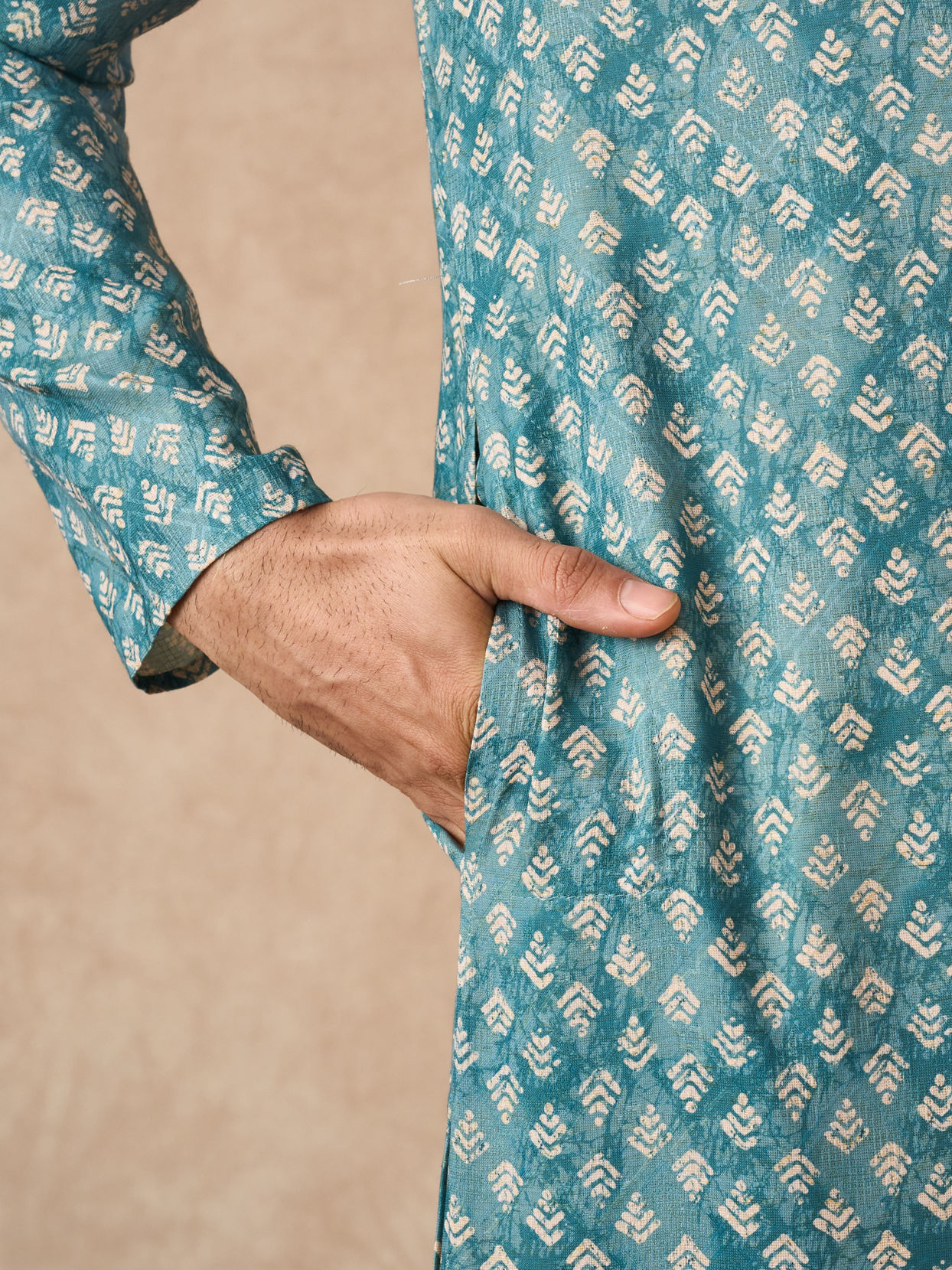 Manyavar Men Aqua Green Blended Cotton Printed Kurta Pajama