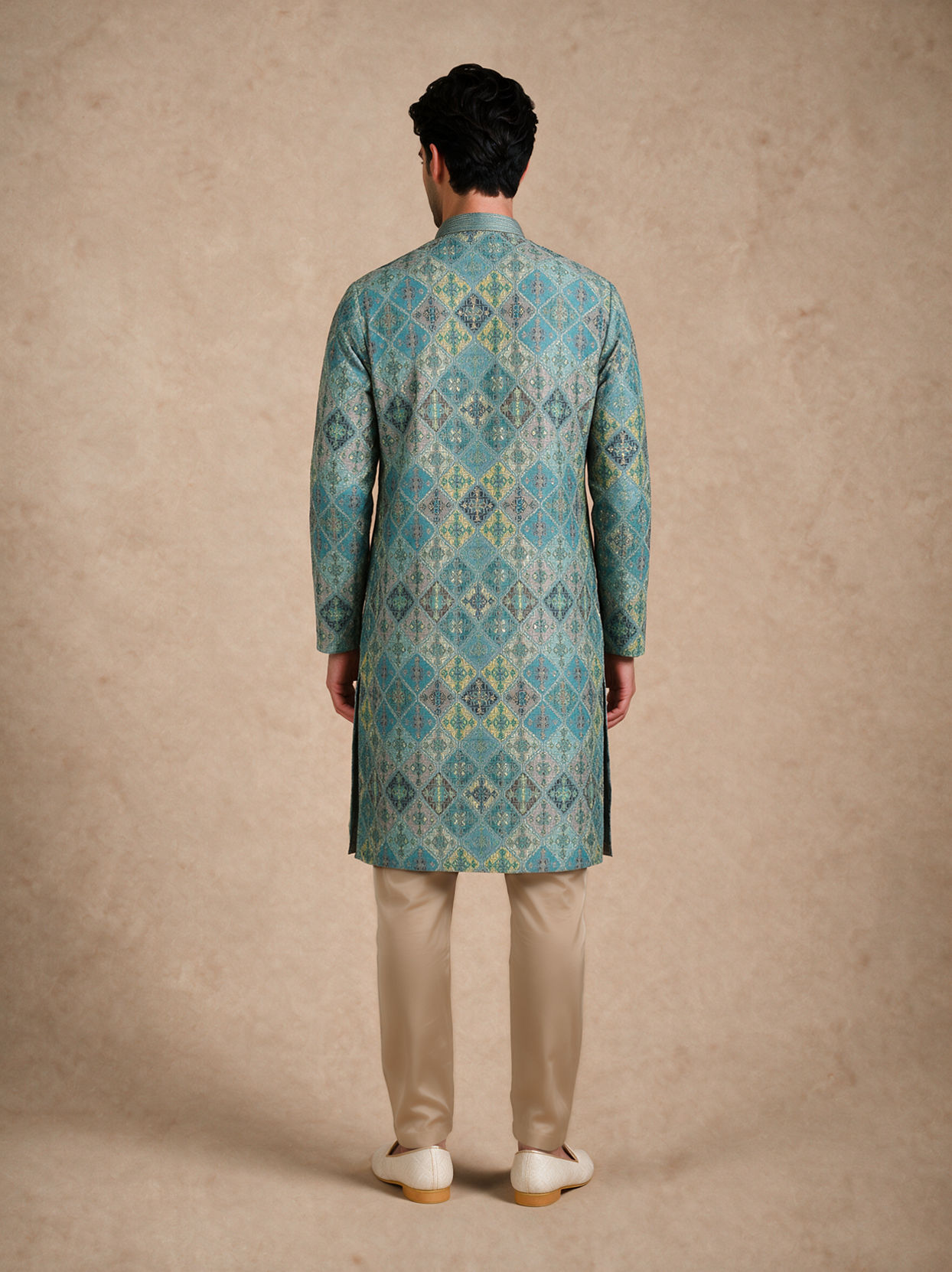 Manyavar Men Green Chikankari Blended Cotton Kurta Pajama Set