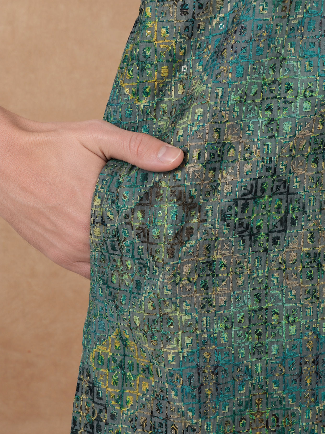 Manyavar Men Green Chikankari Blended Cotton Kurta Pajama Set