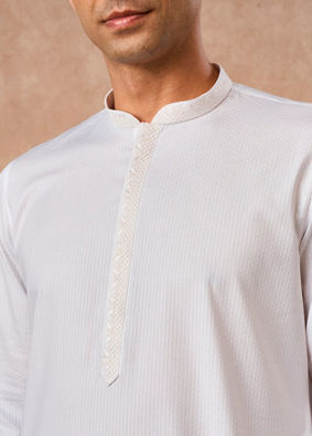 Manyavar Men White Cotton Kurta Pajama