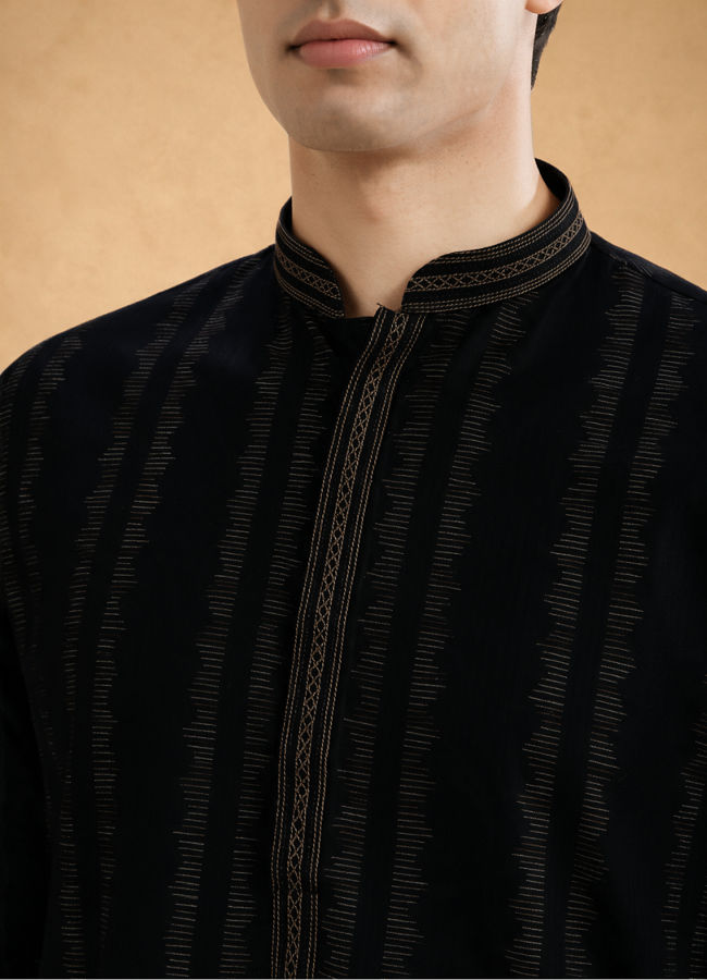 Manyavar Men Black Cotton Kurta Pajama