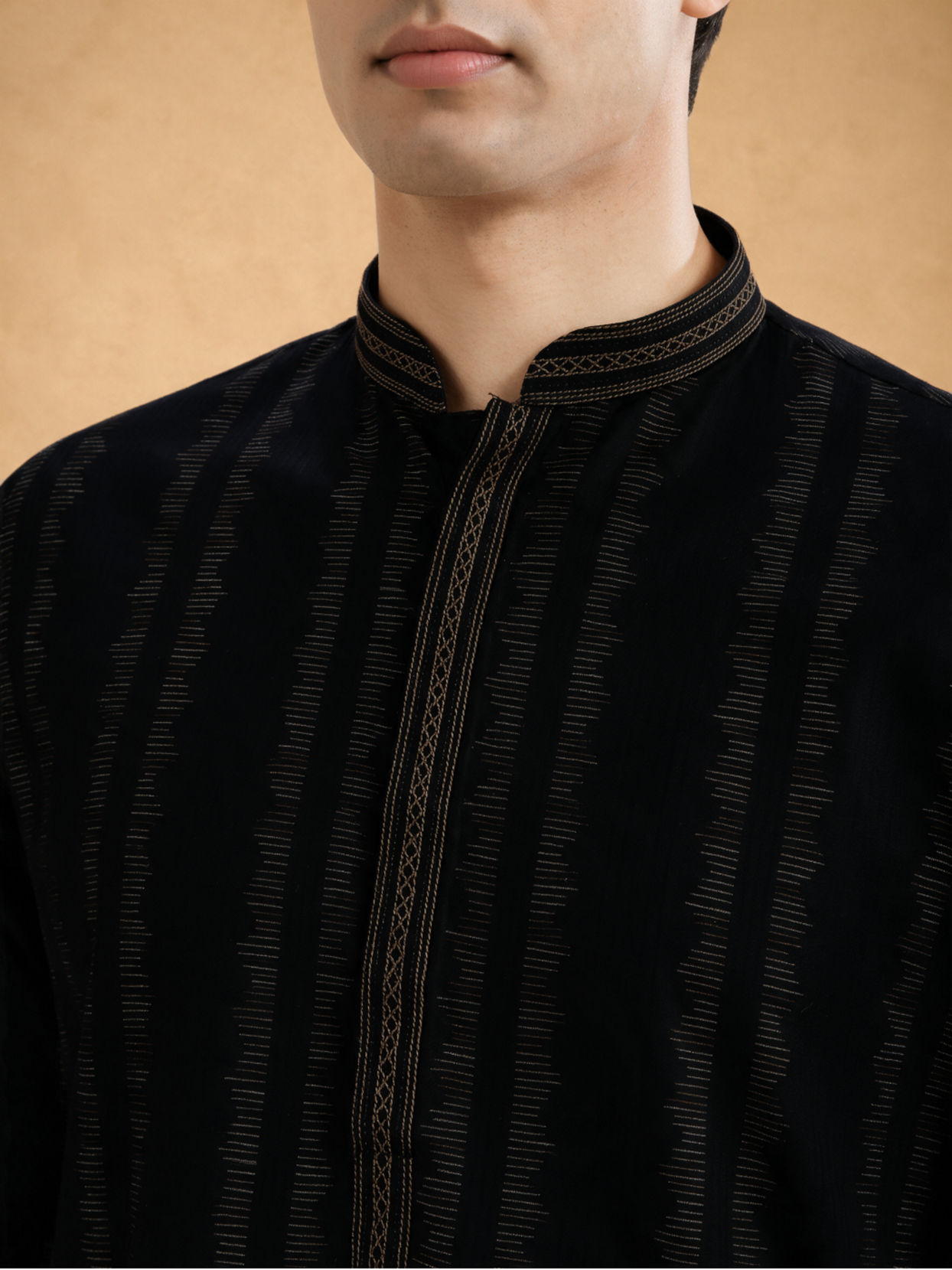 Manyavar Men Black Cotton Kurta Pajama