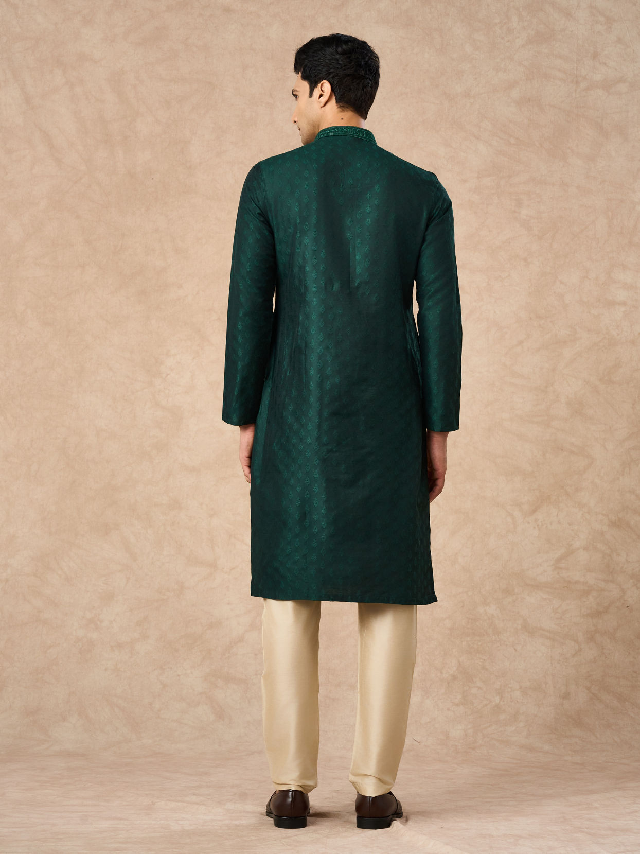 Manyavar Men Dark Green Art Silk Kurta Pajama