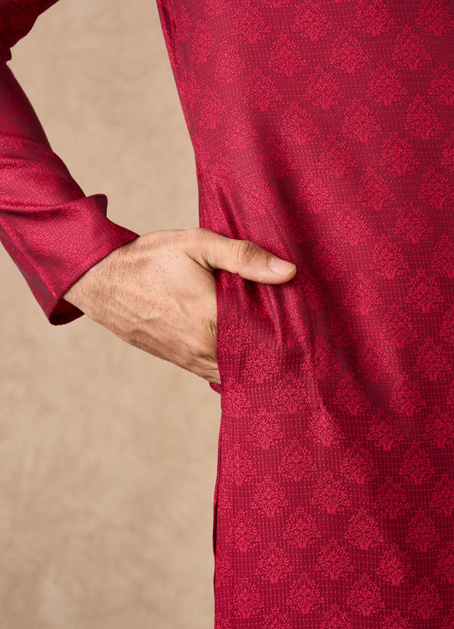 Manyavar Men Pink Blended Viscose Kurta Pajama