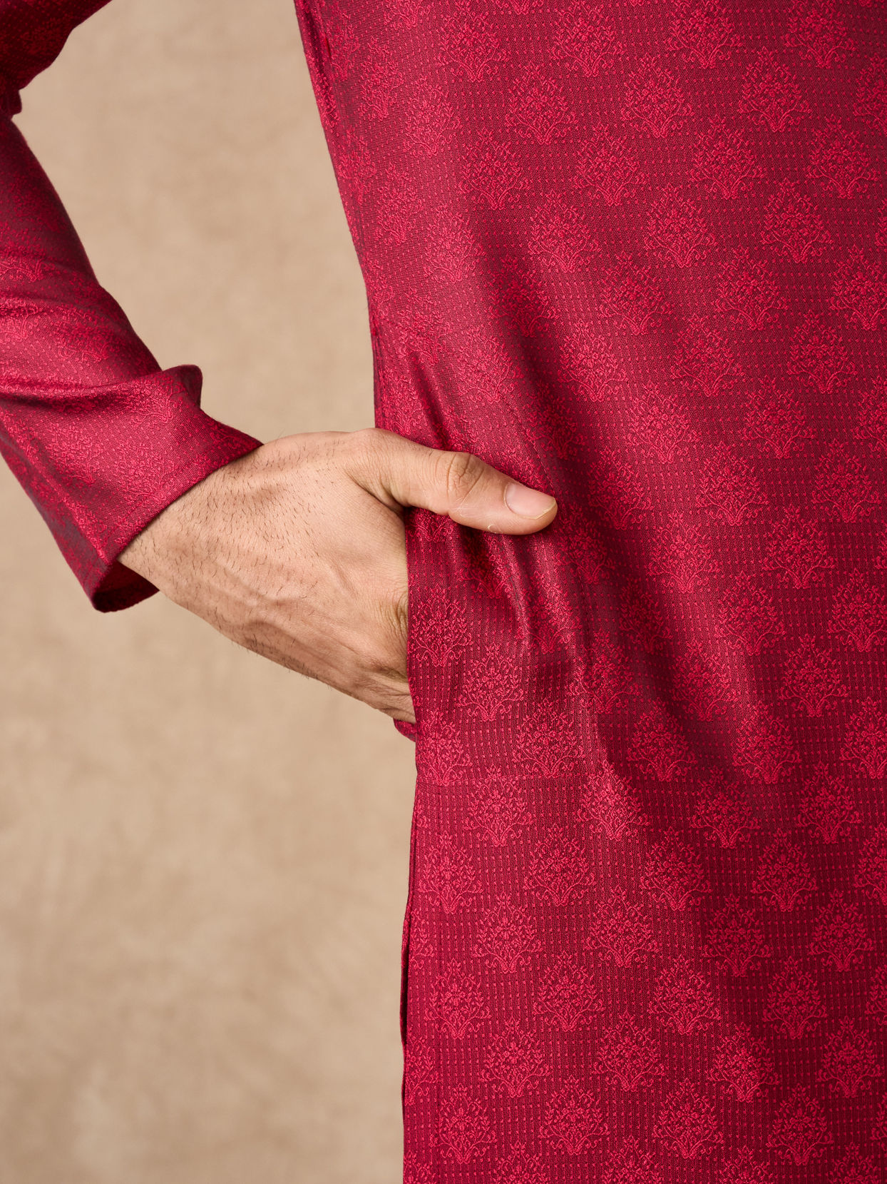Manyavar Men Pink Blended Viscose Kurta Pajama