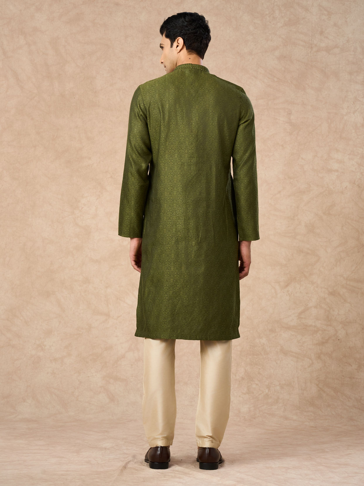 Manyavar Men Olive Green Blended Viscose Kurta Pajama