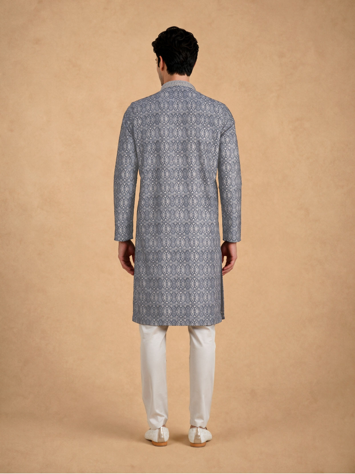 Manyavar Men Dark Grey Blended Cotton Kurta Pajama with Print