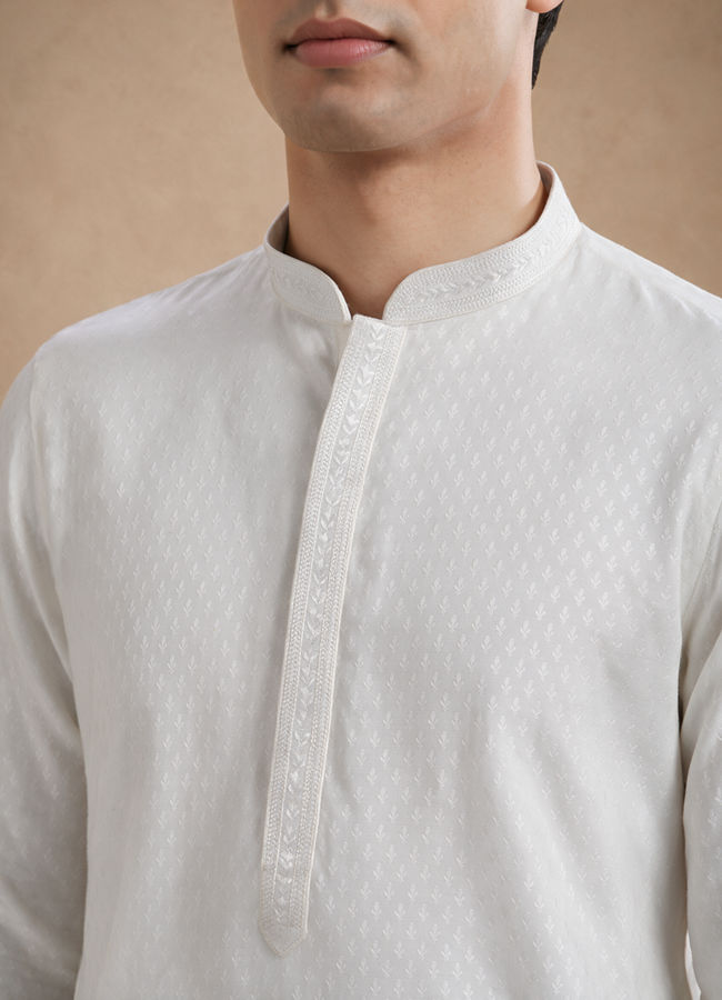 Manyavar Men White Blended Viscose Kurta Pajama with Self-Texture