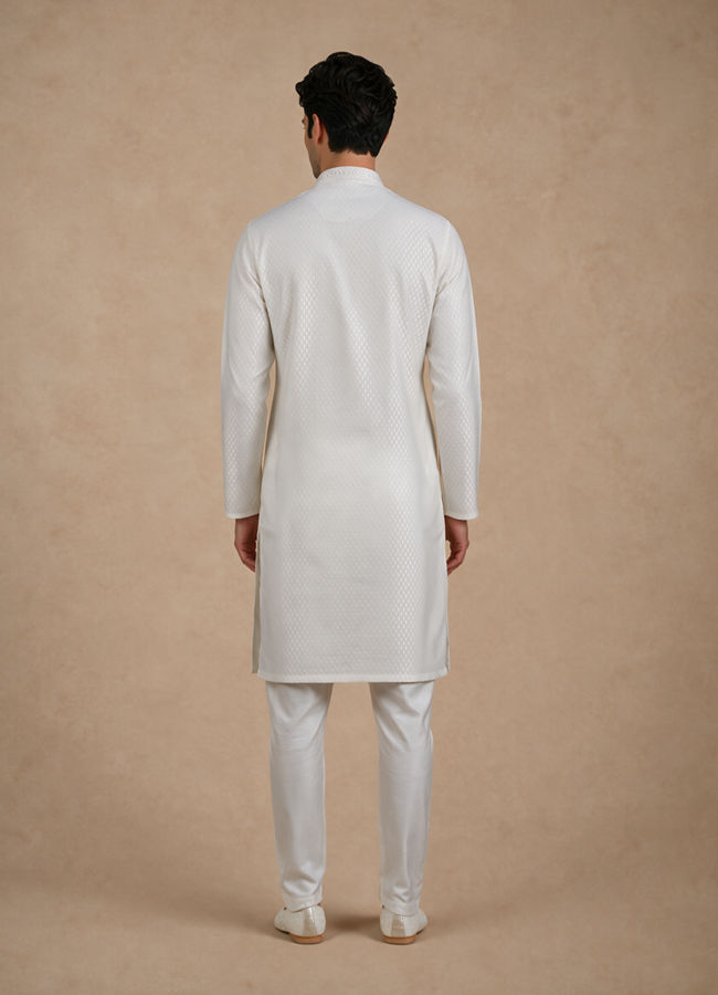 Manyavar Men White Blended Viscose Kurta Pajama with Self-Texture