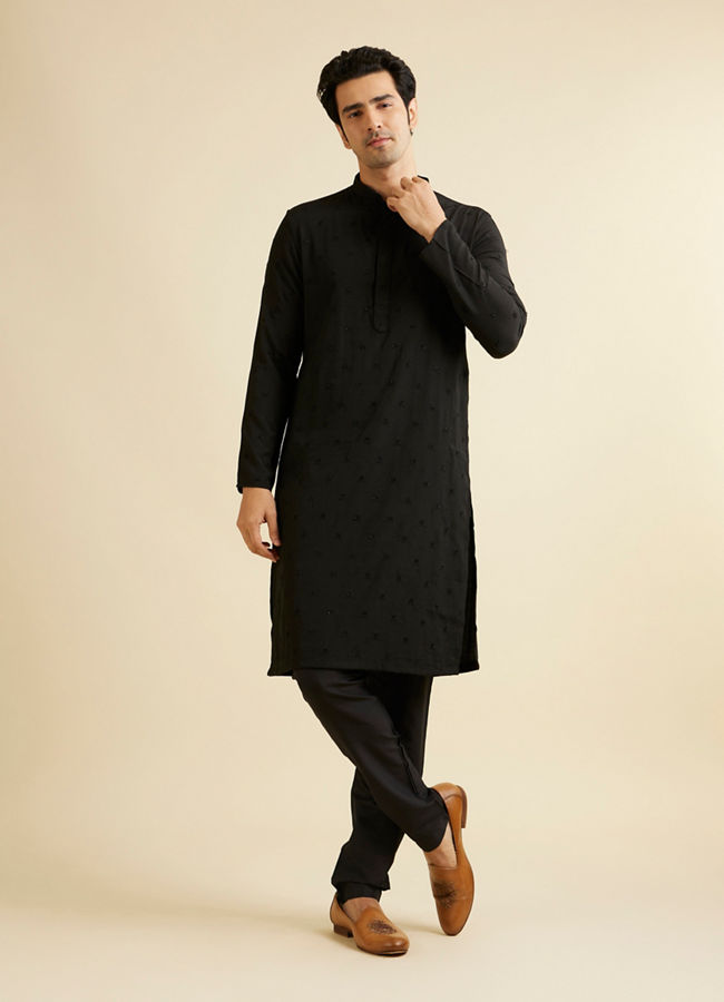 alt message - Manyavar Men Midnight Black Buta Embroidered Kurta Set image number 2