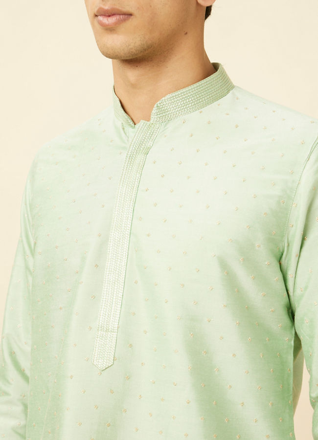 alt message - Manyavar Men Summer Green Embellished Kurta Set image number 1