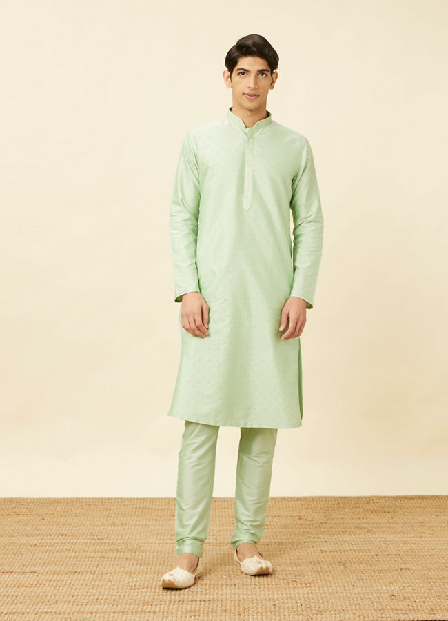 alt message - Manyavar Men Summer Green Embellished Kurta Set image number 2