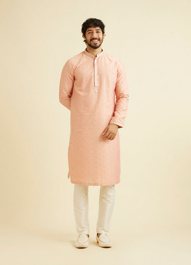 alt message - Manyavar Men Pastel Pink Kurta With Embroidery Work image number 2