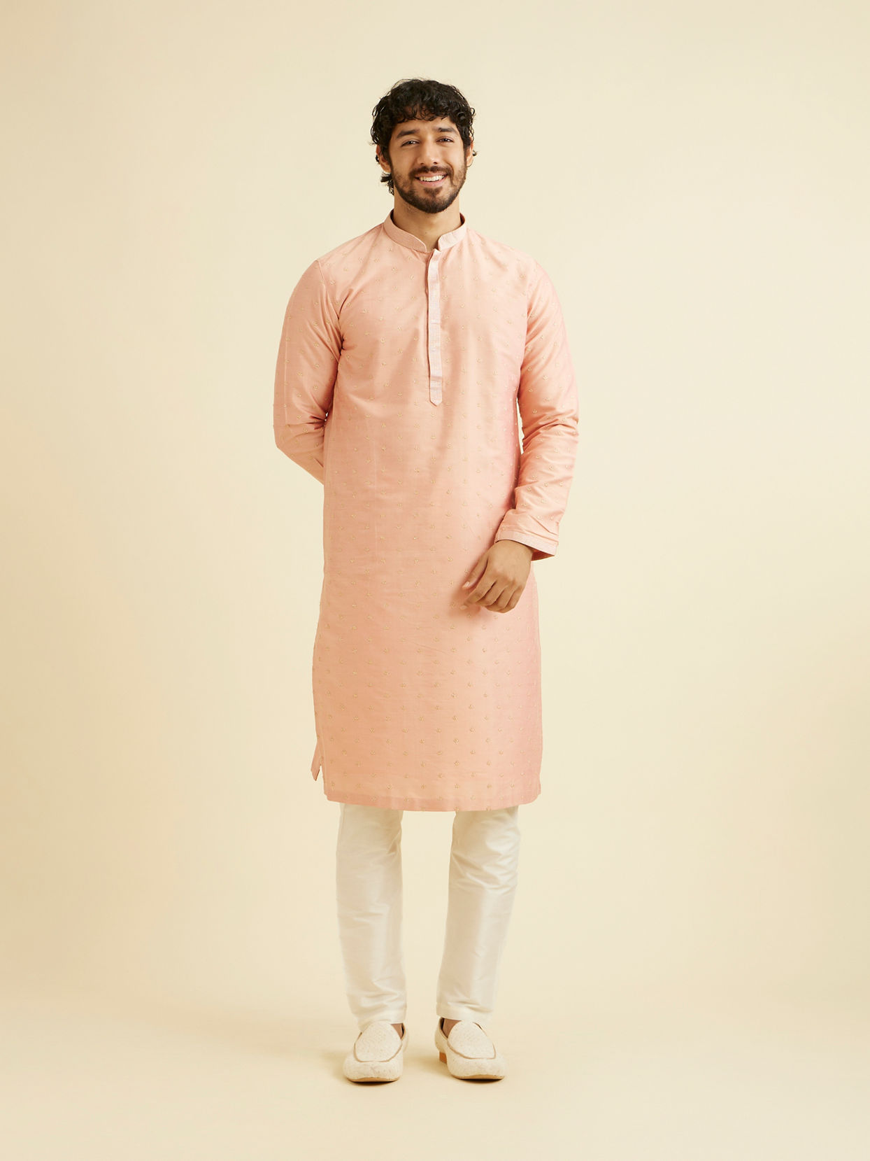 Manyavar Men Pastel Pink Kurta Pyjama With Embroidery Work