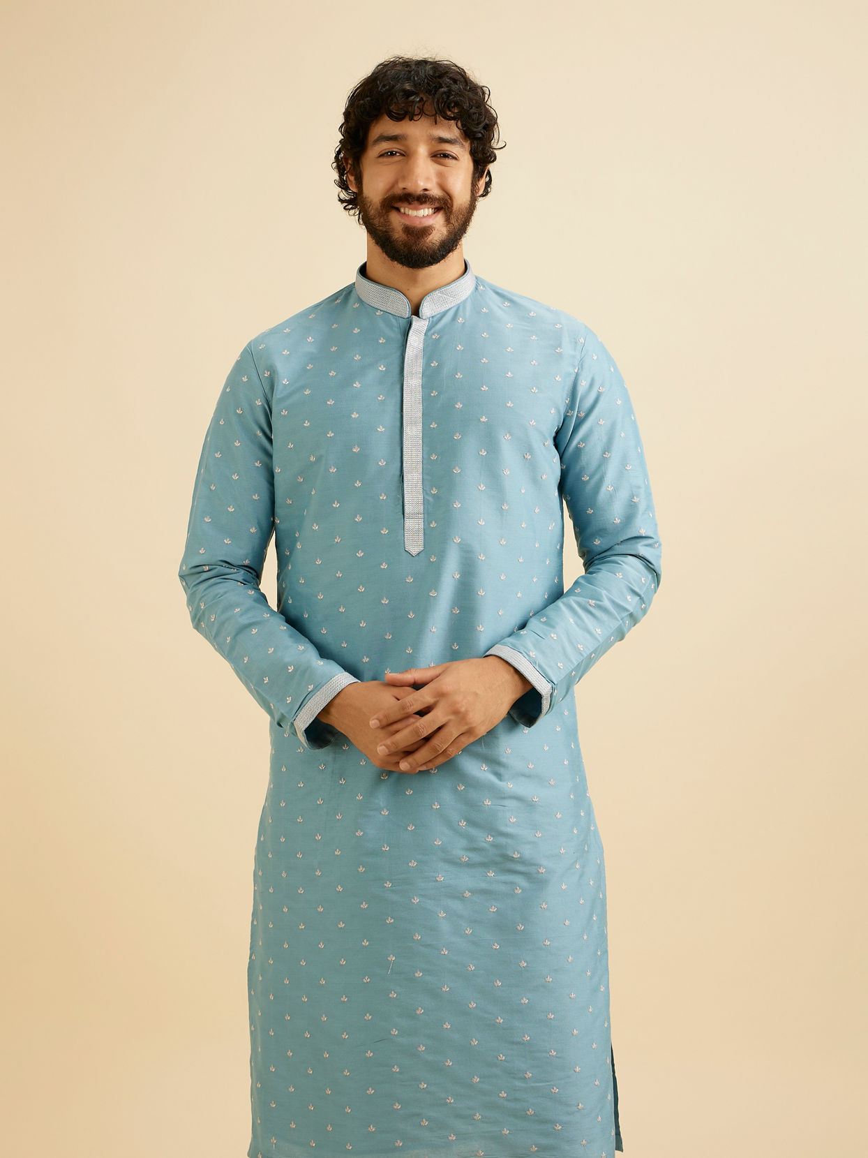 alt message - Manyavar Men Air Force Blue Floral Buta Motif Patterned Kurta Set image number 0