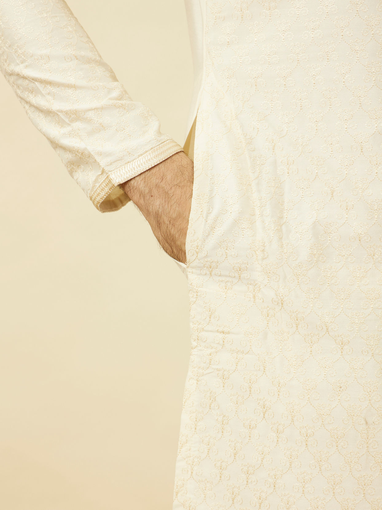 Manyavar Men Pearled Ivory White Ogee Patterned Kurta Set
