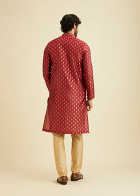 alt message - Manyavar Men Pomegranate Red Jacquard Patterned Kurta Set image number 5