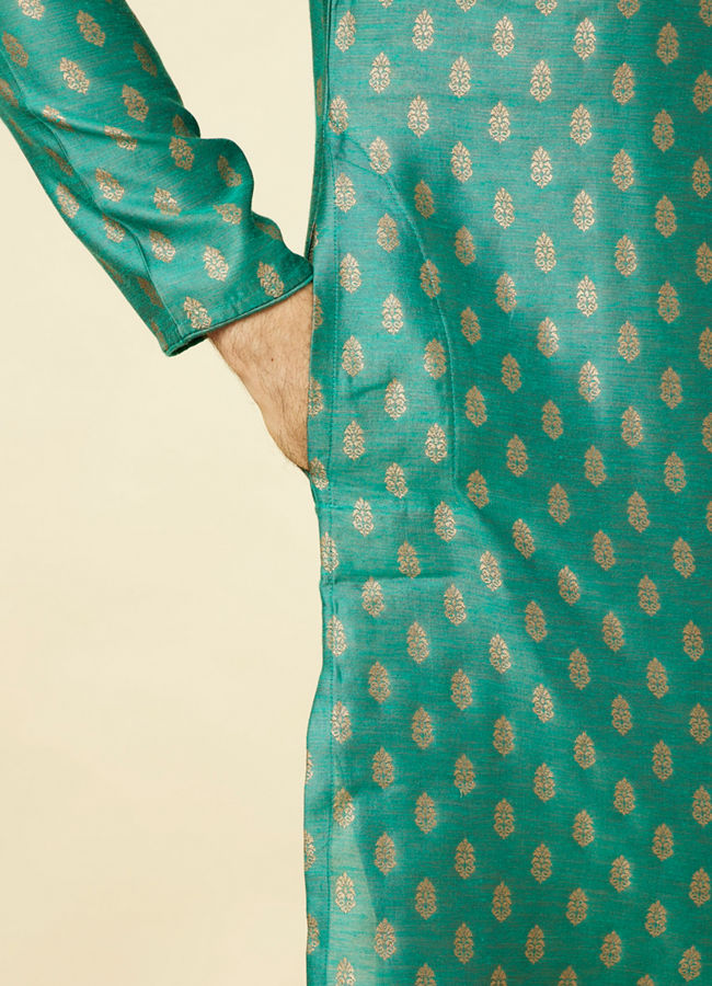 alt message - Manyavar Men Jade Green Buta Patterned Kurta Set image number 3