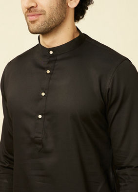 alt message - Manyavar Men Charcoal Black Kurta Set image number 1