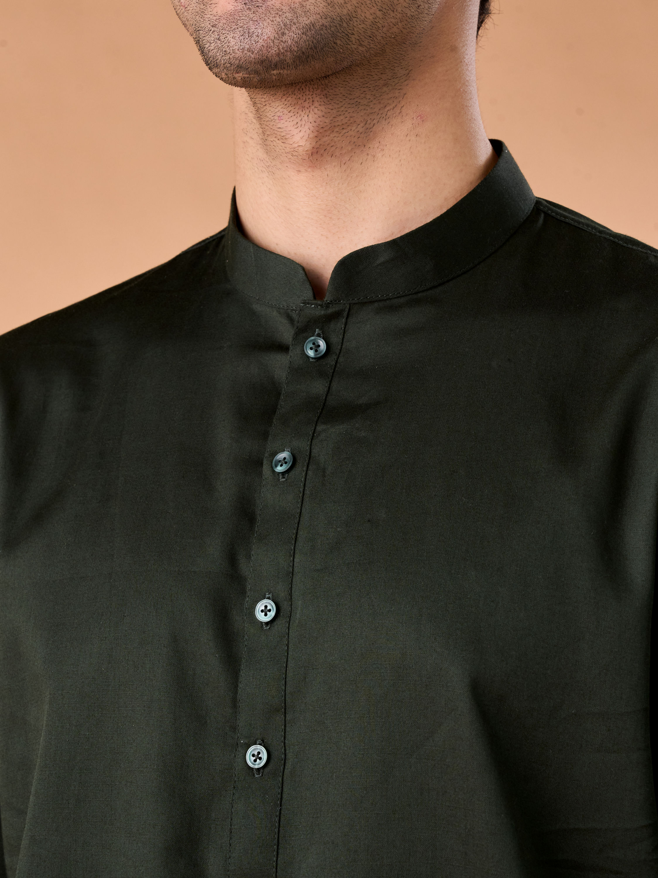 Manyavar Men Festive Mirth Dark Green Kurta Pajama