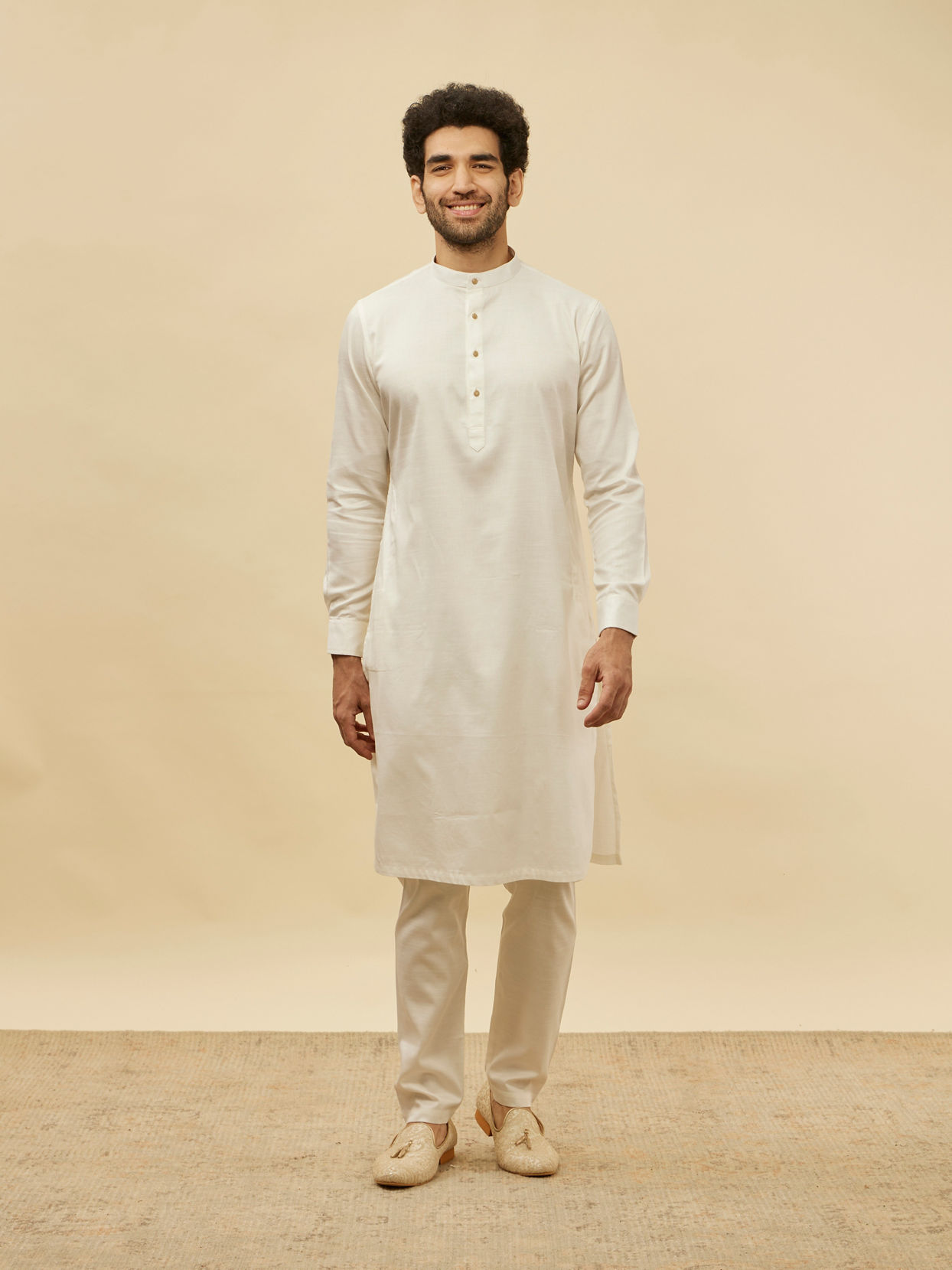 Manyavar Men Off White Kurta Set
