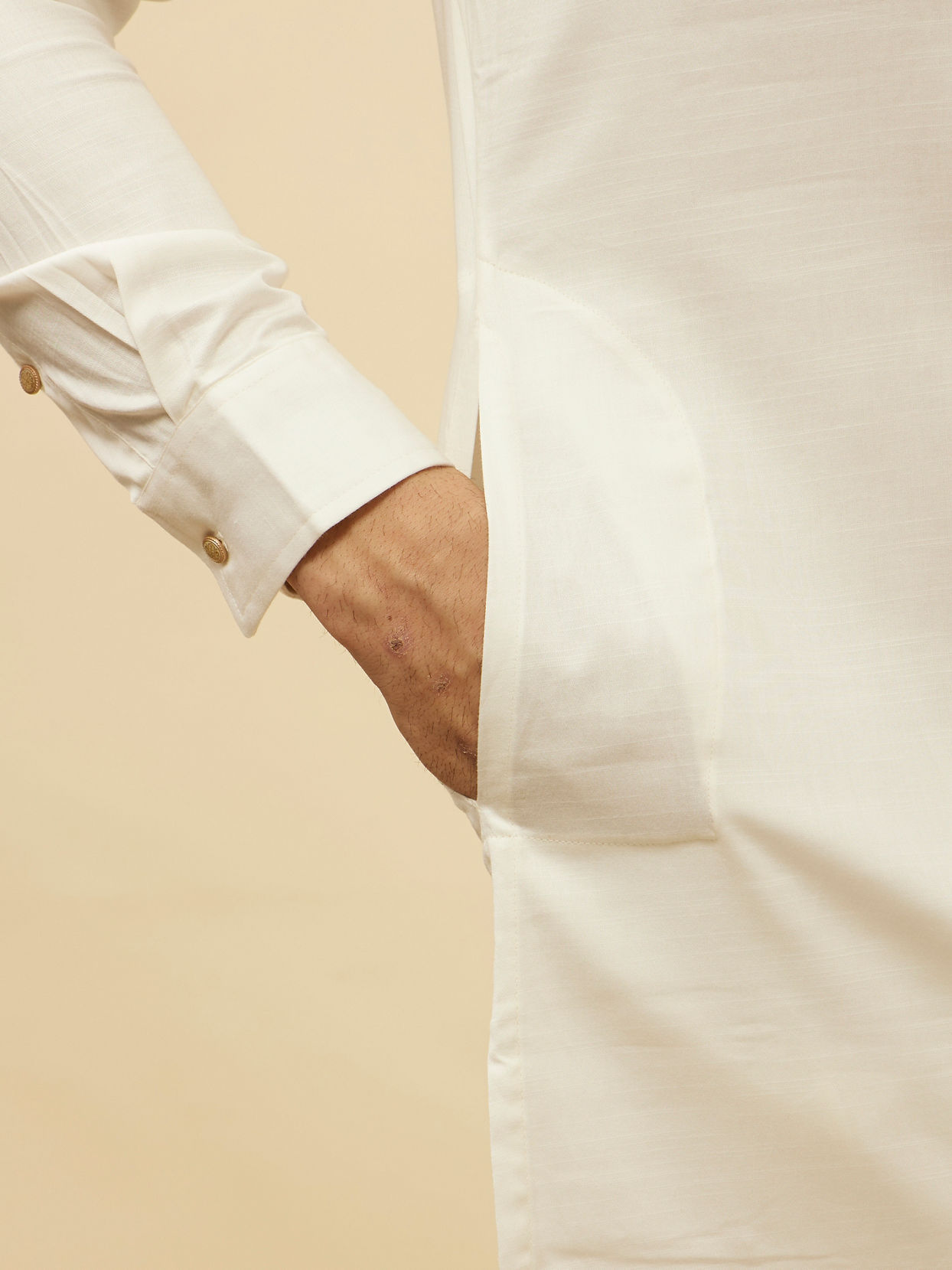 Manyavar Men Off White Kurta Set