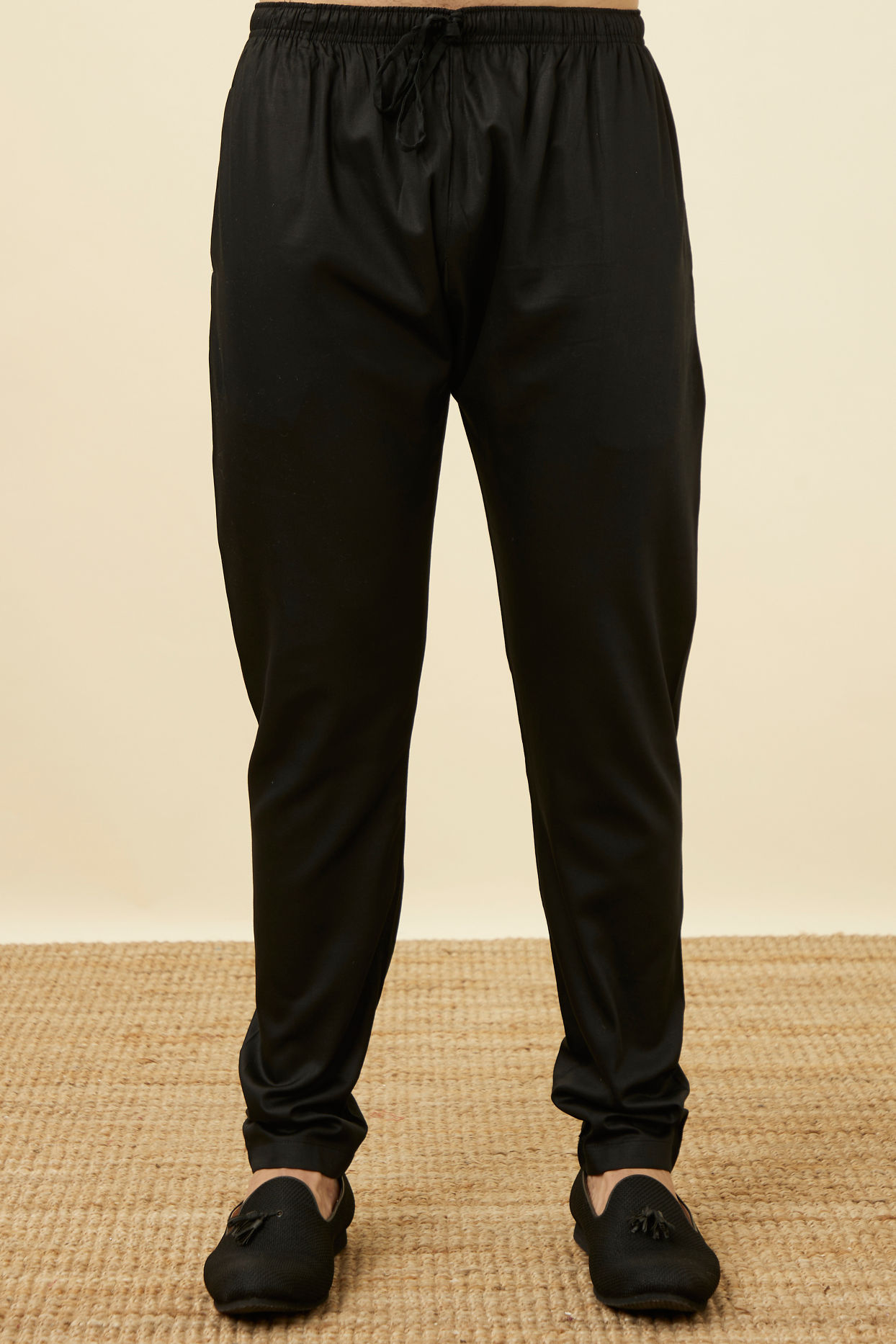 Manyavar Men Black Solid Kurta Set