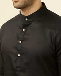 Manyavar Men Black Solid Kurta Set
