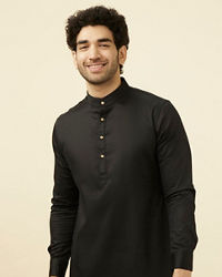 Manyavar Men Black Solid Kurta Set