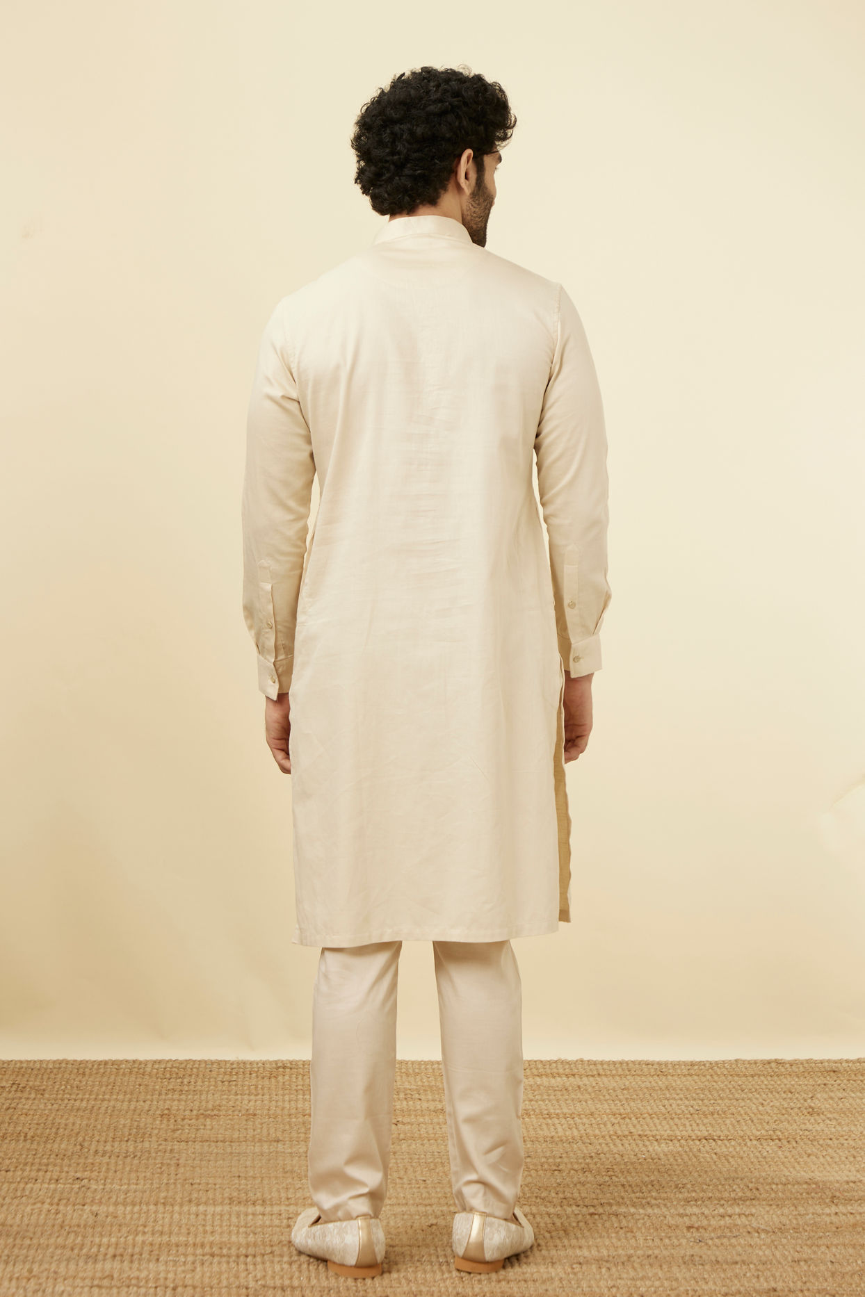 Manyavar Men Light Cream Solid Kurta Pajama